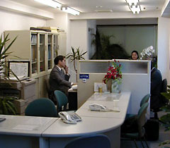 東京・神田のチケット・金券ショップ★ギフトバンク。株式会社 ウチ・コーポレーション